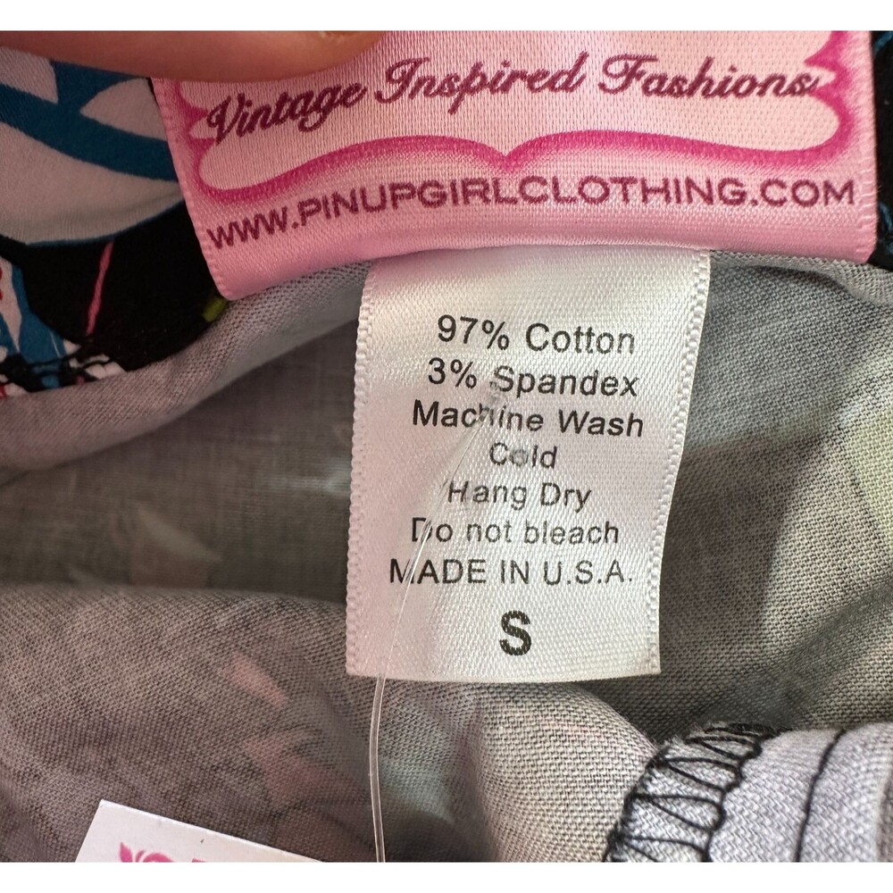 Pinup Couture Alice In Wonderland Doris Skirt Size S Novelty Print A Line NWT - Picture 8 of 9